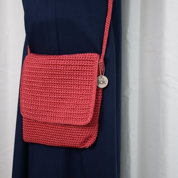 Woven Crochet Pink The Sak Crossbody Purse - Picture 4 of 5